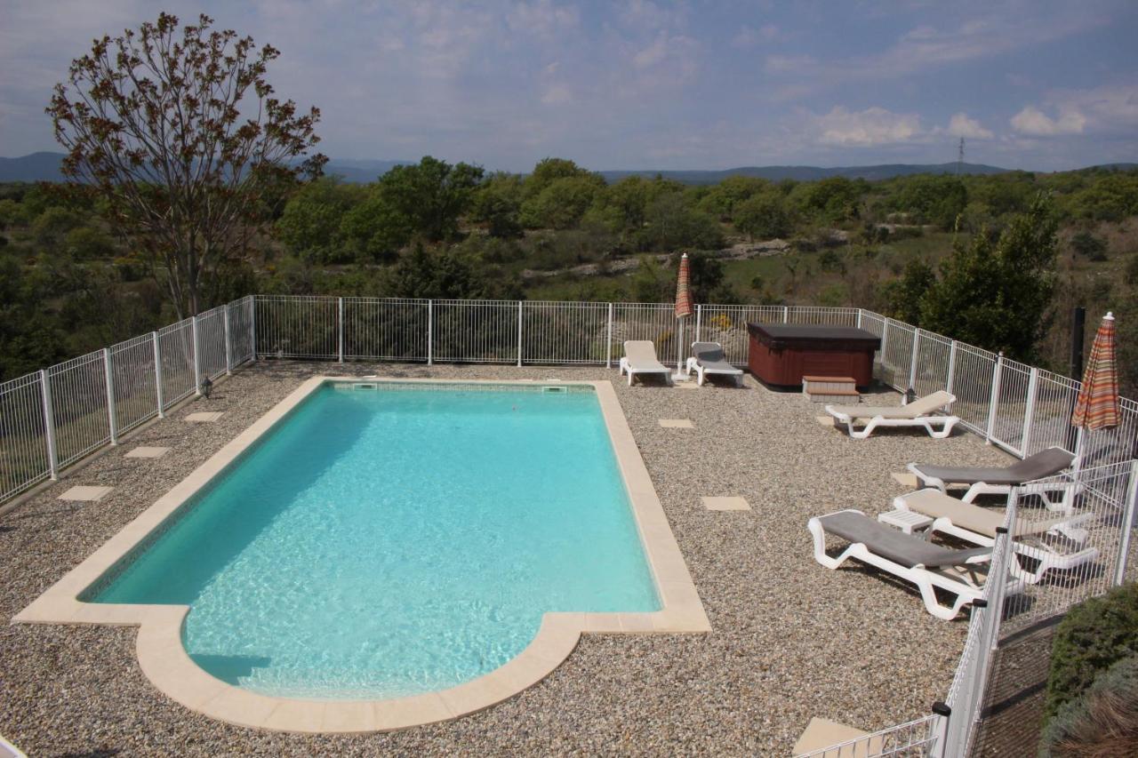 Les Villas De Perret Joyeuse Eksteriør billede